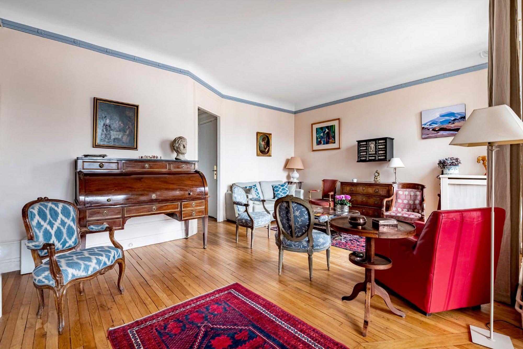 Apartment Veeve - Champagne Sky Paris